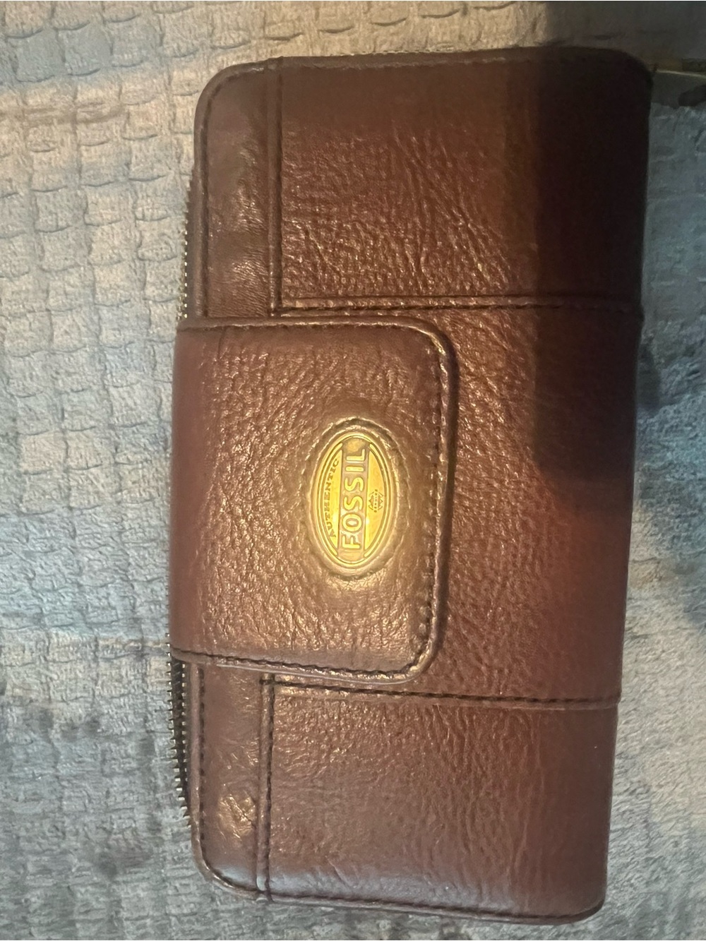 Fossil Woman’s Dark Brown Leather Zip-Around Wallet with Snap